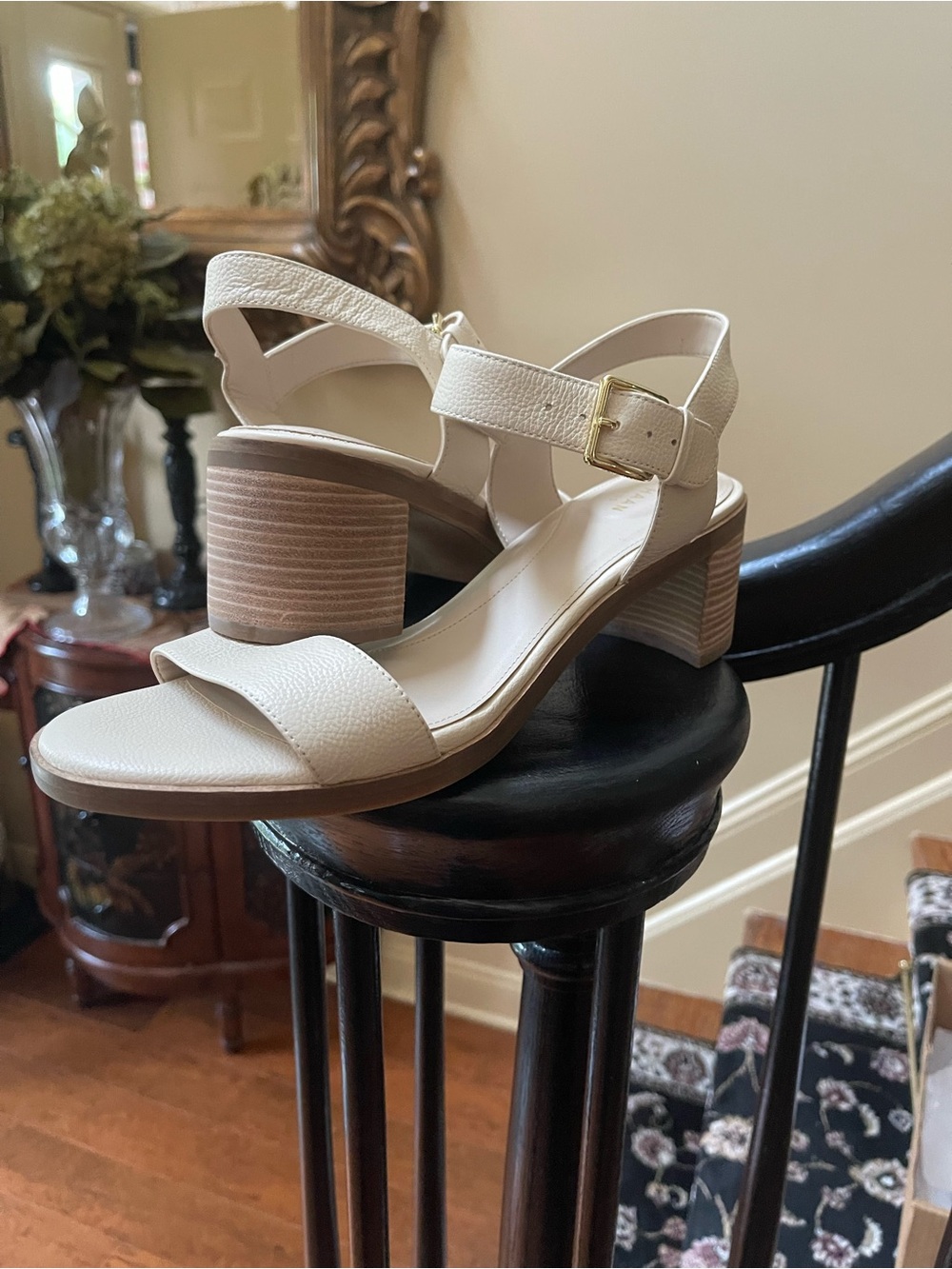 Clark’s Jaylan Ray Off White Women’s Sandal. Size 9 1/2 New